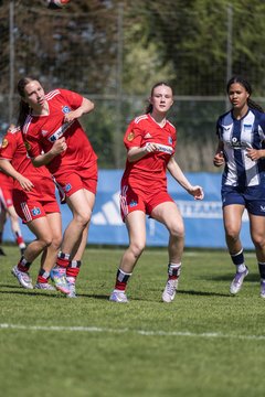 Bild 299 - wBJ Hamburger SV - Hertha BSC : Ergebnis: 5:2